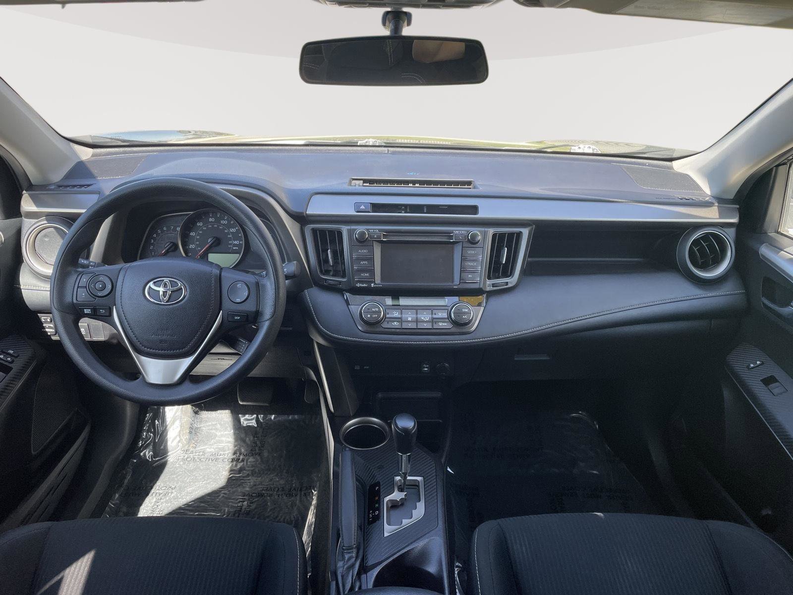 Used 2015 Toyota RAV4 XLE AWD/4WD image 26