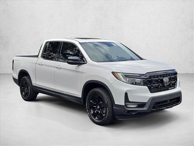 Certified 2025 Honda Ridgeline Black Edition image 3