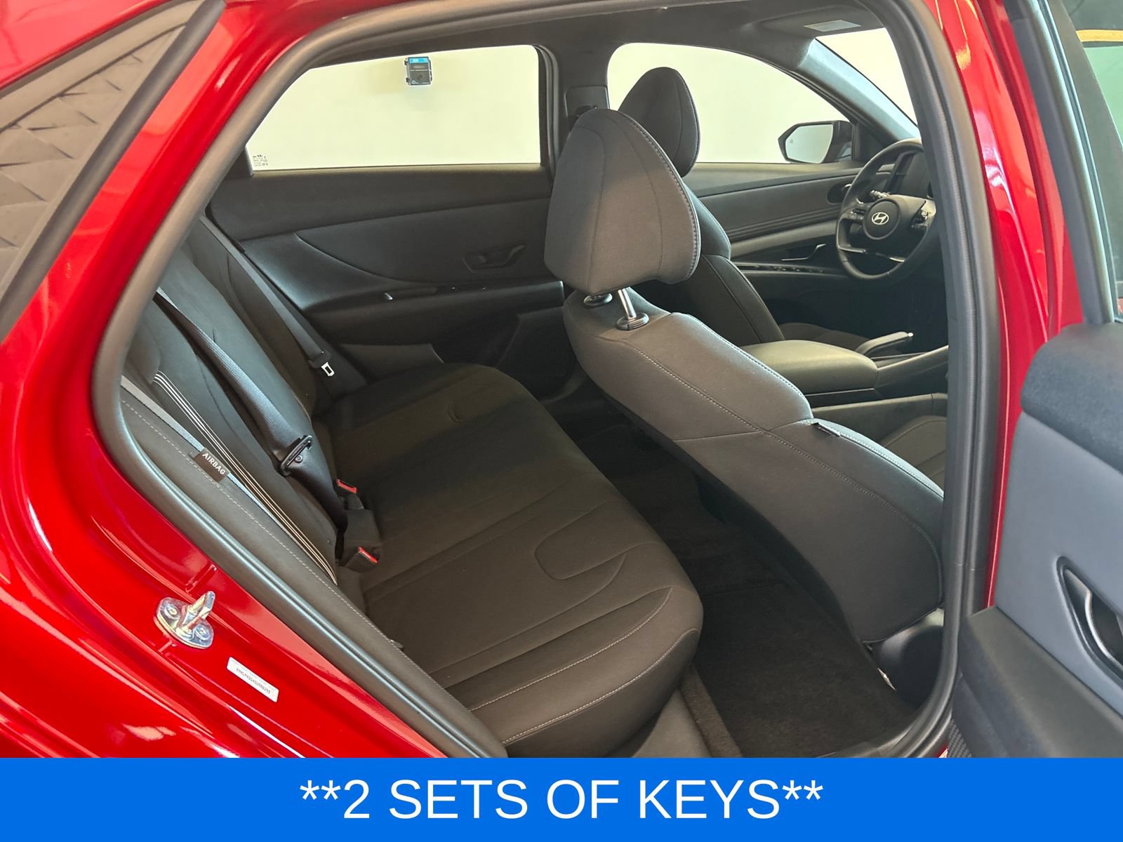 Used 2025 Hyundai Elantra Sport FWD image 9