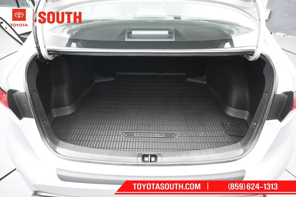 Used 2024 Toyota Corolla SE FWD image 27