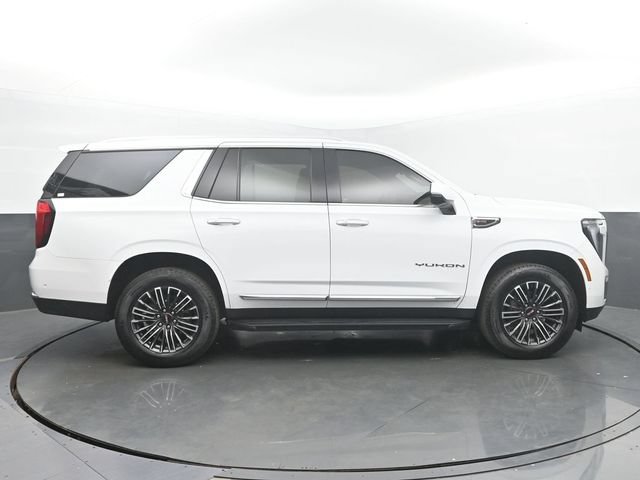 Used 2025 GMC Yukon Elevation w/ LPO, Floor Liner Package AWD/4WD image 6