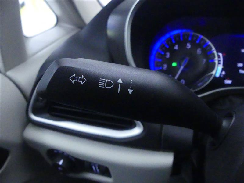 Used 2024 Chrysler Pacifica Touring-L FWD image 20