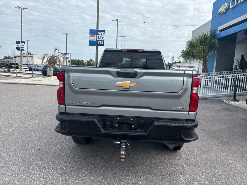 Used 2024 Chevrolet Silverado 2500 Custom w/ Custom Value Package AWD/4WD image 8