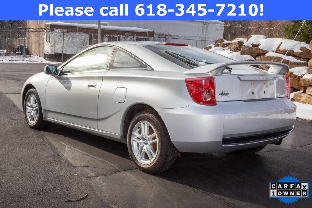 Used 2004 Toyota Celica GT image 3