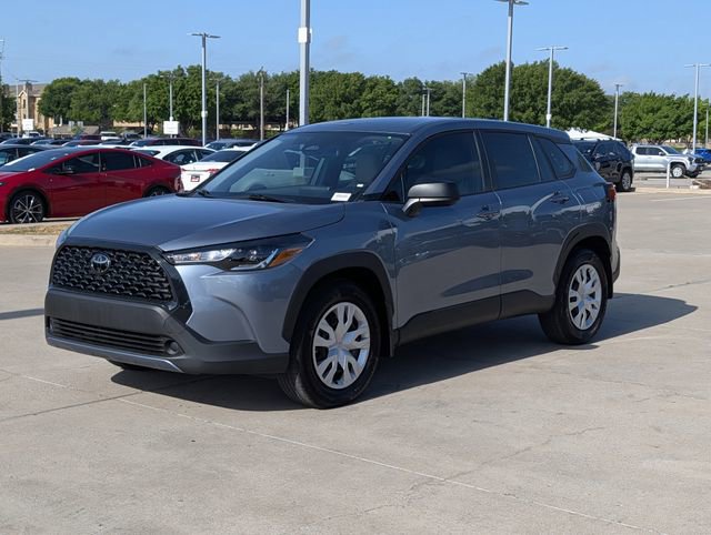 Used 2025 Toyota Corolla Cross L FWD image 11