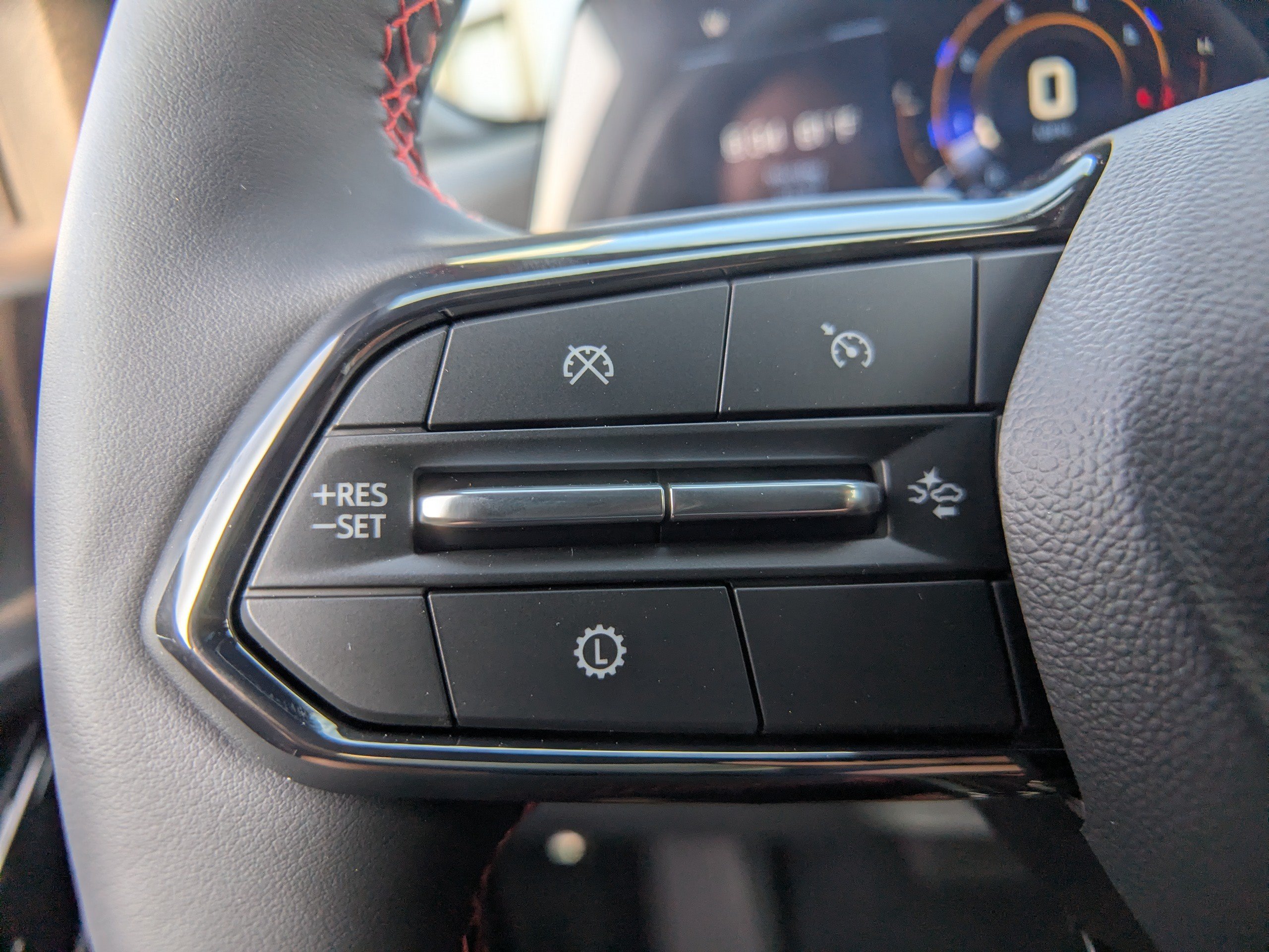 New 2027 Chevrolet Equinox RS FWD image 22