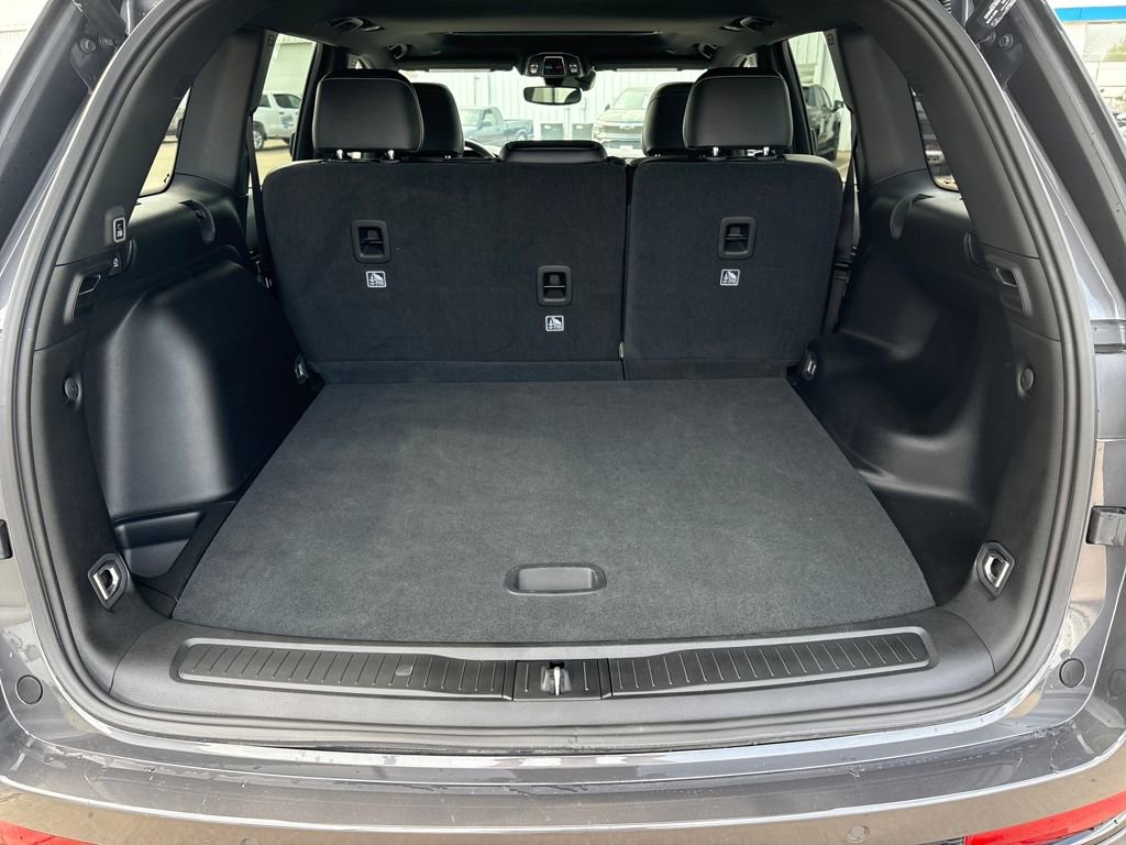 Used 2023 Jeep Grand Cherokee Altitude image 28