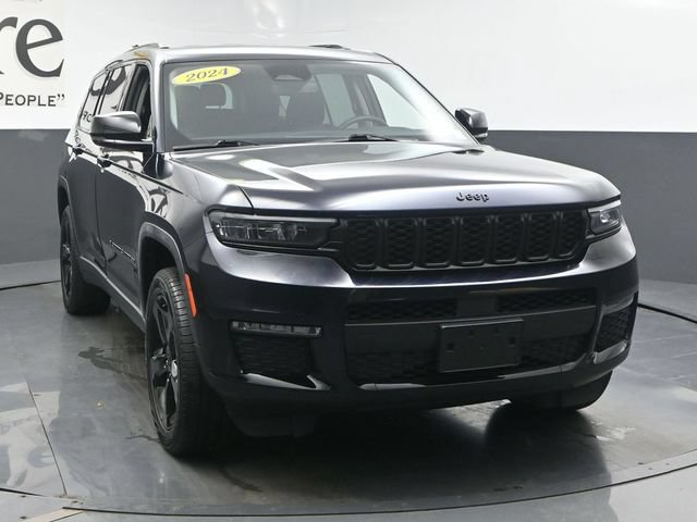Used 2024 Jeep Grand Cherokee L Limited w/ Black Appearance Package AWD/4WD image 52