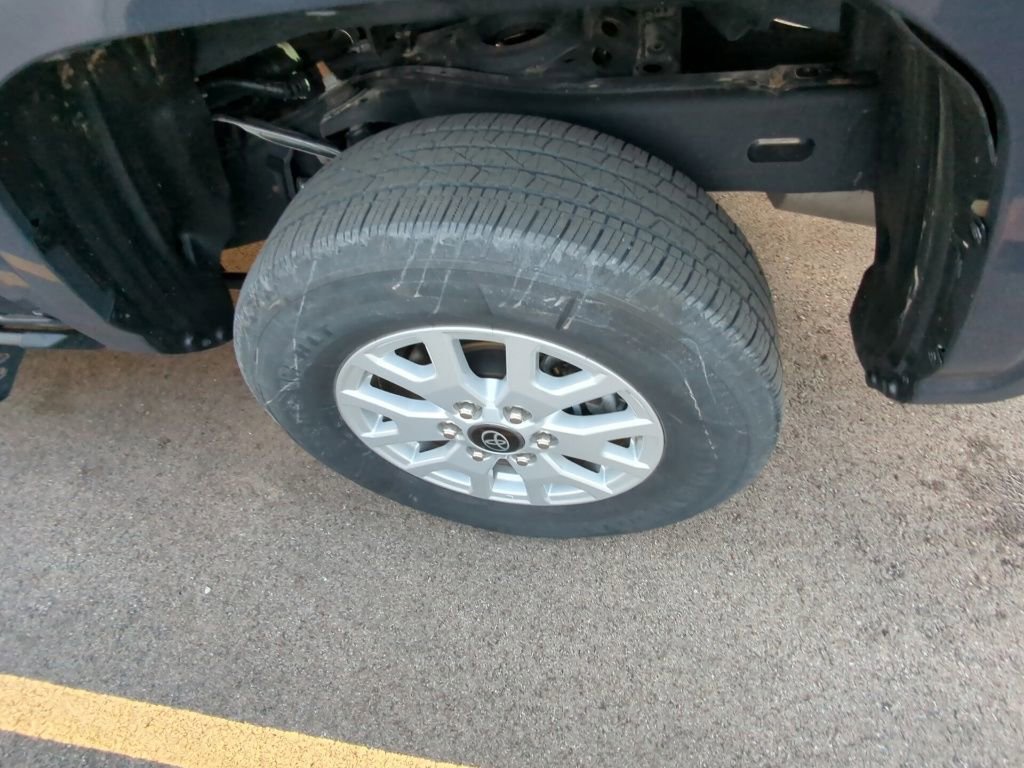 Used 2024 Toyota Tacoma SR5 image 6