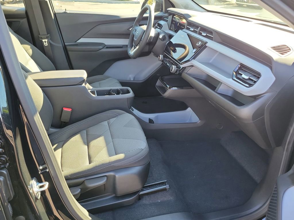 New 2027 Chevrolet Bolt LT w/ Comfort Package image 13