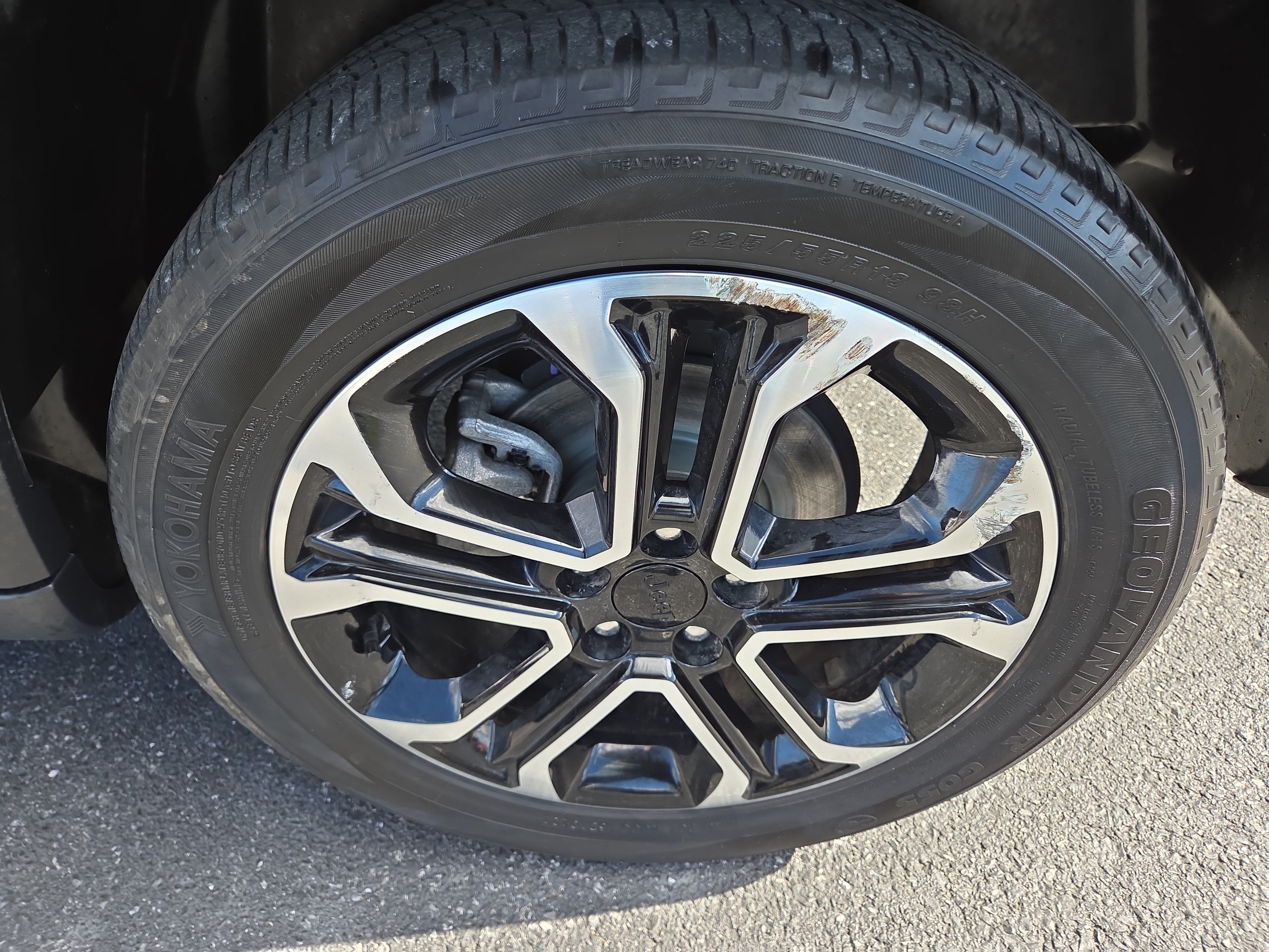 Certified 2022 Jeep Compass Limited AWD/4WD image 12