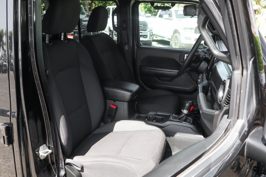 Used 2023 Jeep Wrangler Unlimited Sport AWD/4WD image 49
