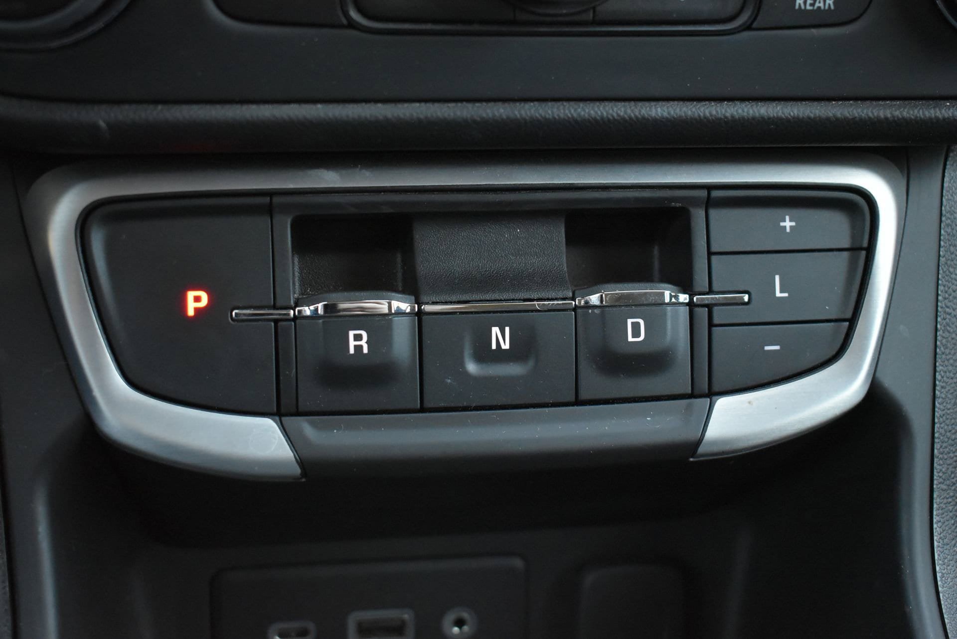 Used 2023 GMC Terrain SLE w/ Driver Convenience Package FWD image 31