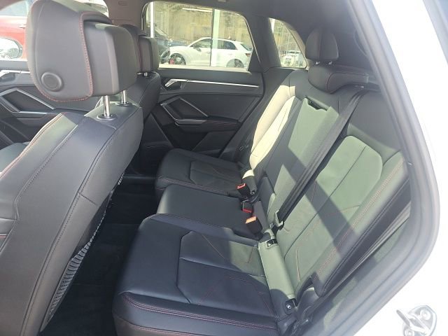 Used 2025 Audi Q3 2.0T Premium Plus w/ Premium Plus Package image 9