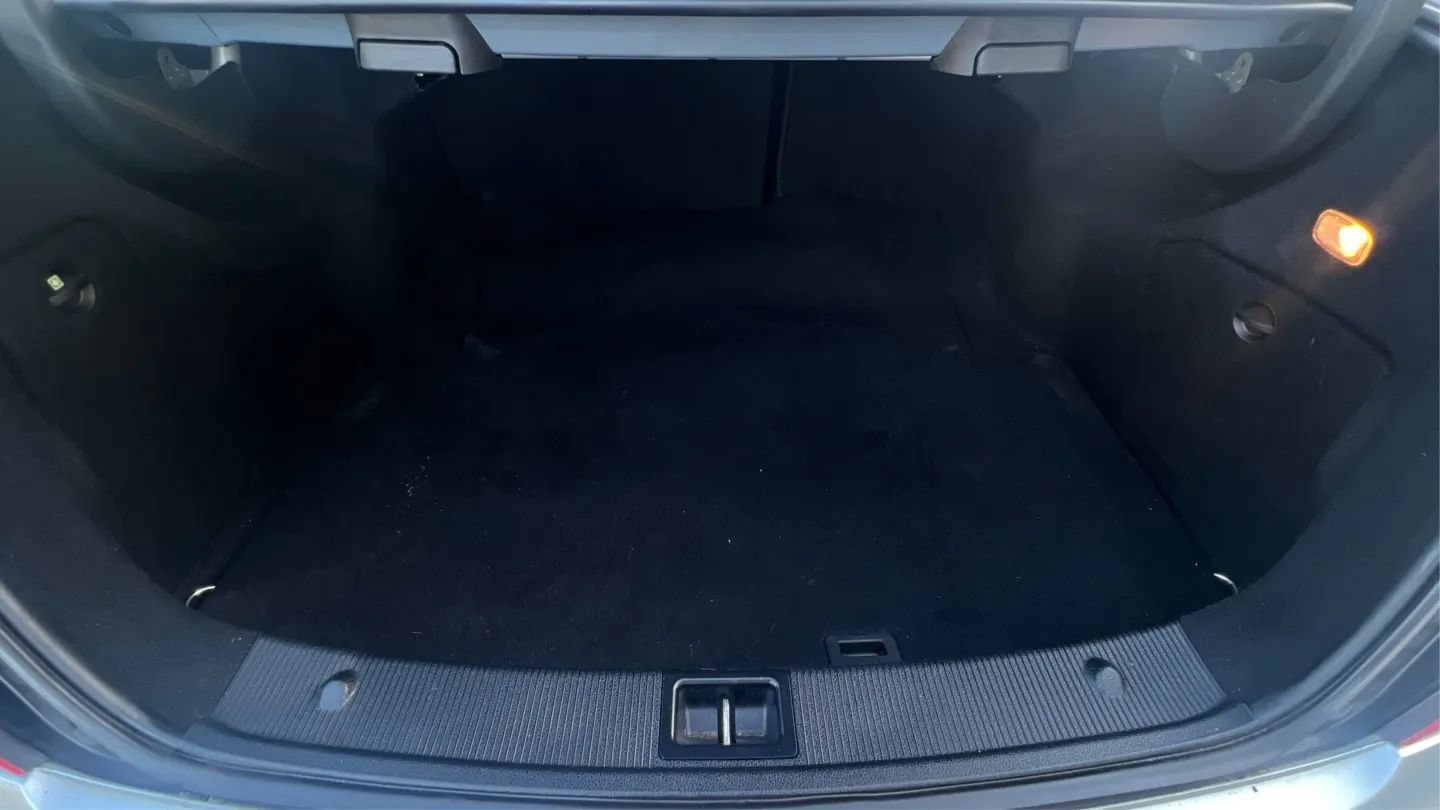 Used 2013 Mercedes-Benz C 250 Sedan image 52