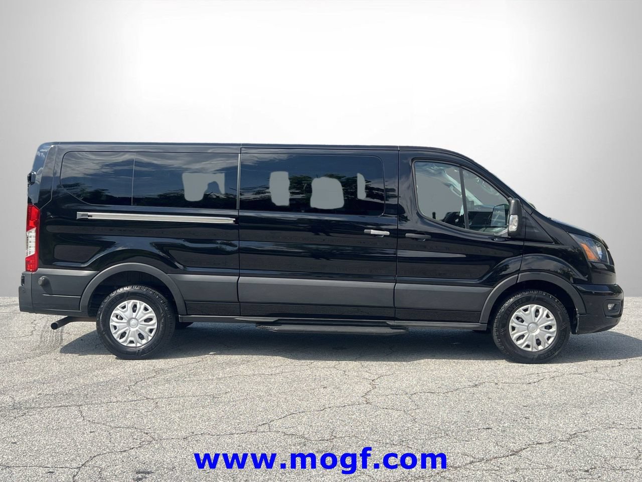 Used 2024 Ford Transit 350 XLT RWD image 25