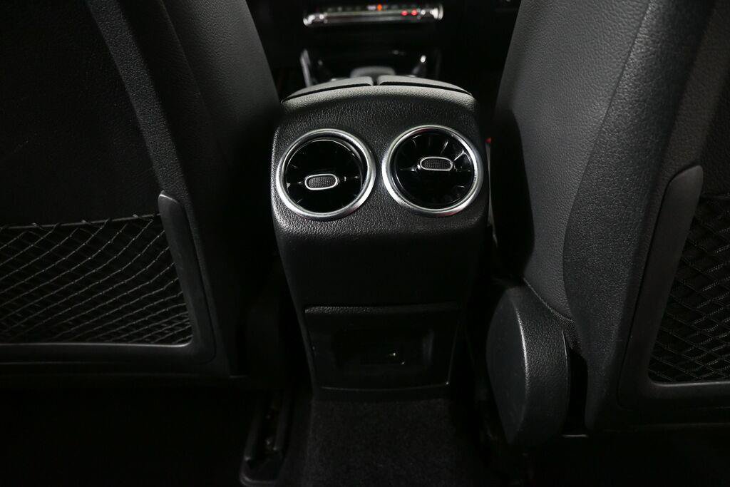Certified 2023 Mercedes-Benz CLA 250 4MATIC image 18
