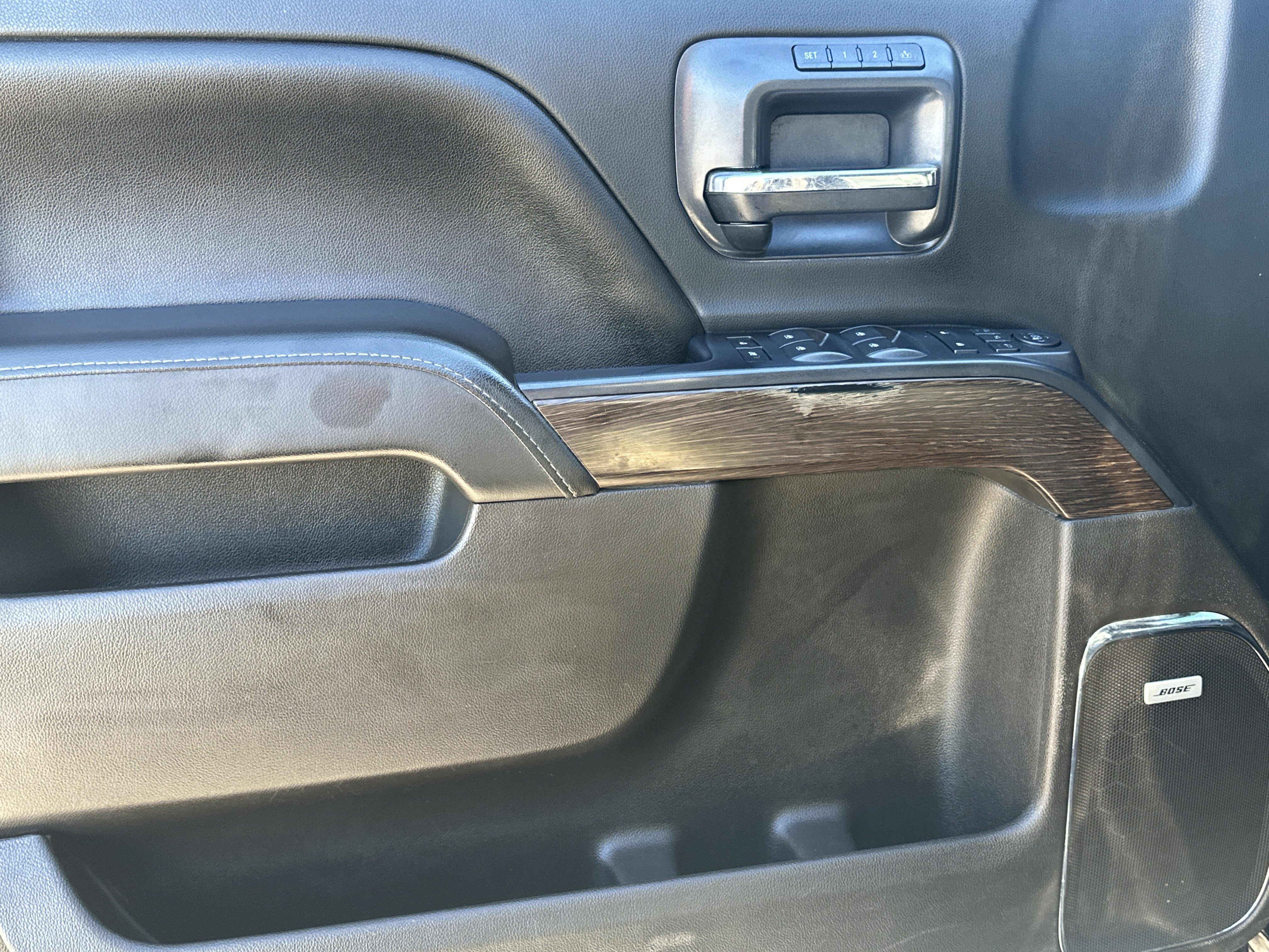 Used 2017 GMC Sierra 3500 Denali w/ Duramax Plus Package image 10