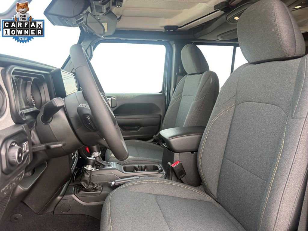 Certified 2025 Jeep Wrangler Sport S image 9