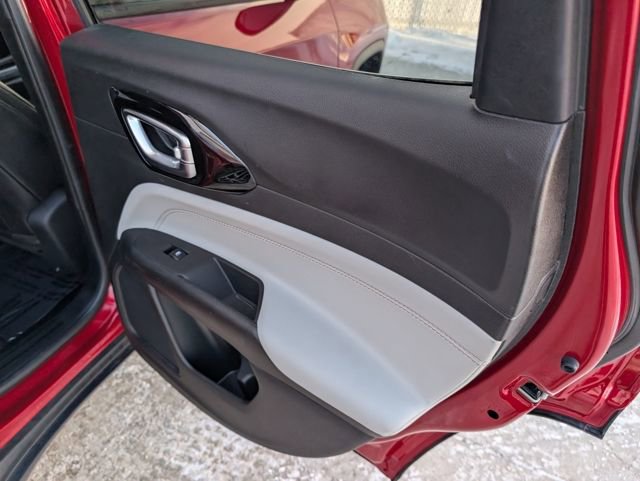 Used 2024 Jeep Compass Limited image 29