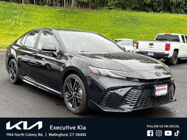 Used 2025 Toyota Camry XSE w/ Premium Plus Package AWD/4WD image 5
