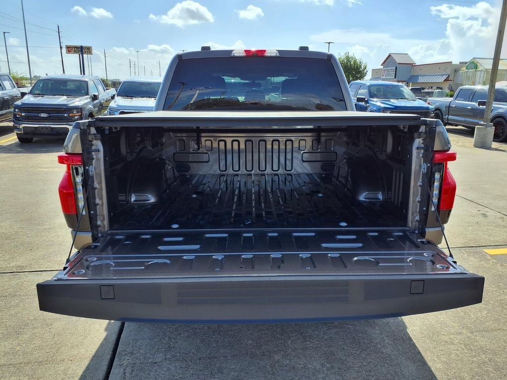 Used 2023 Ford F150 Lightning XLT AWD/4WD image 30