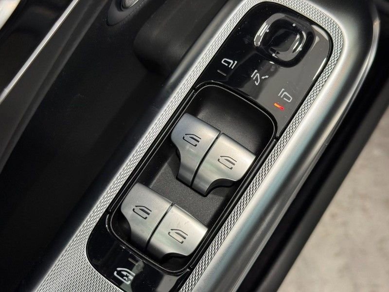 New 2026 Mercedes-Benz E 53 AMG e 4MATIC Sedan image 14