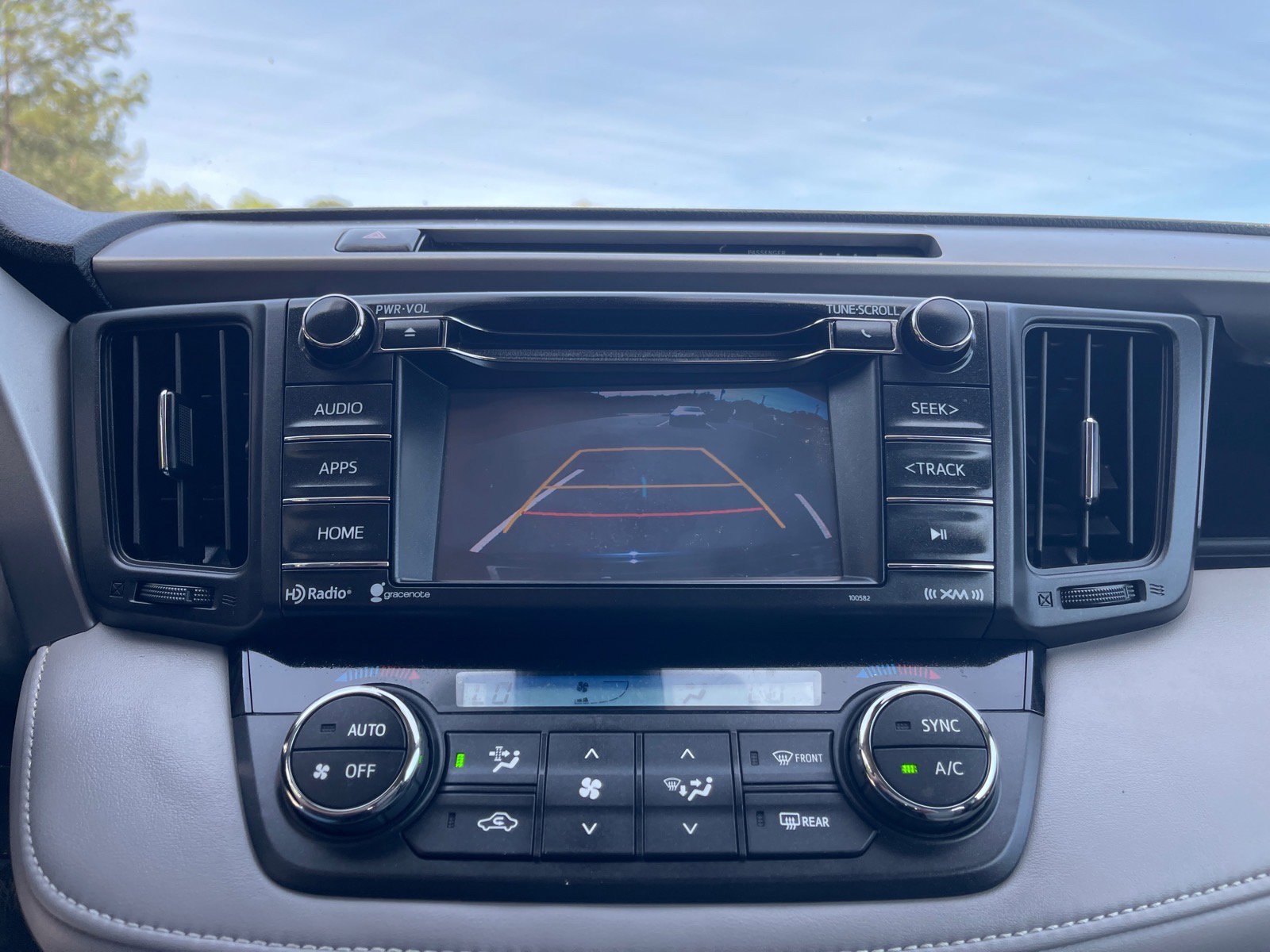 Used 2017 Toyota RAV4 XLE w/ Plus Special Value Package FWD image 6