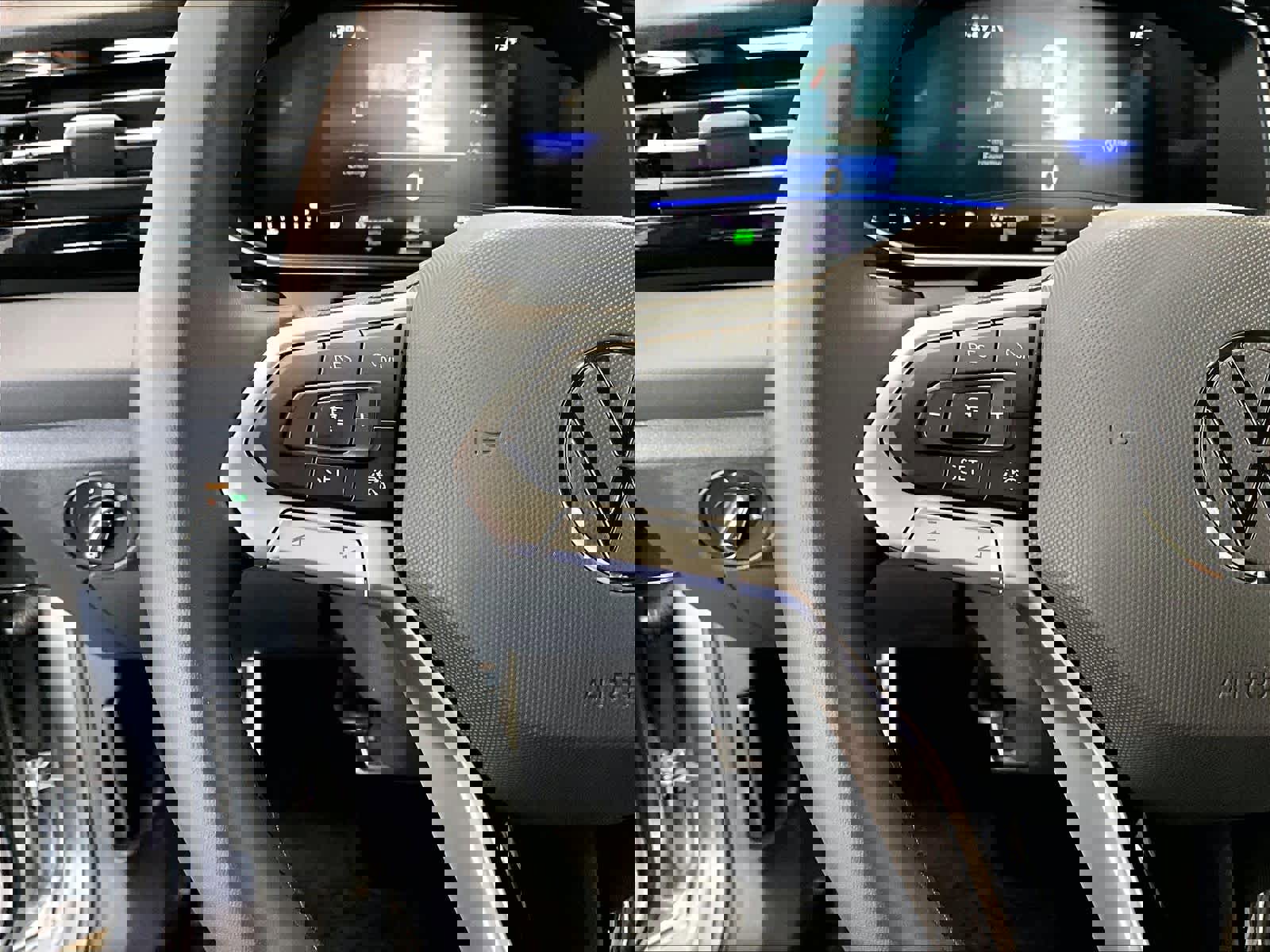 Used 2025 Volkswagen Jetta Sport image 20