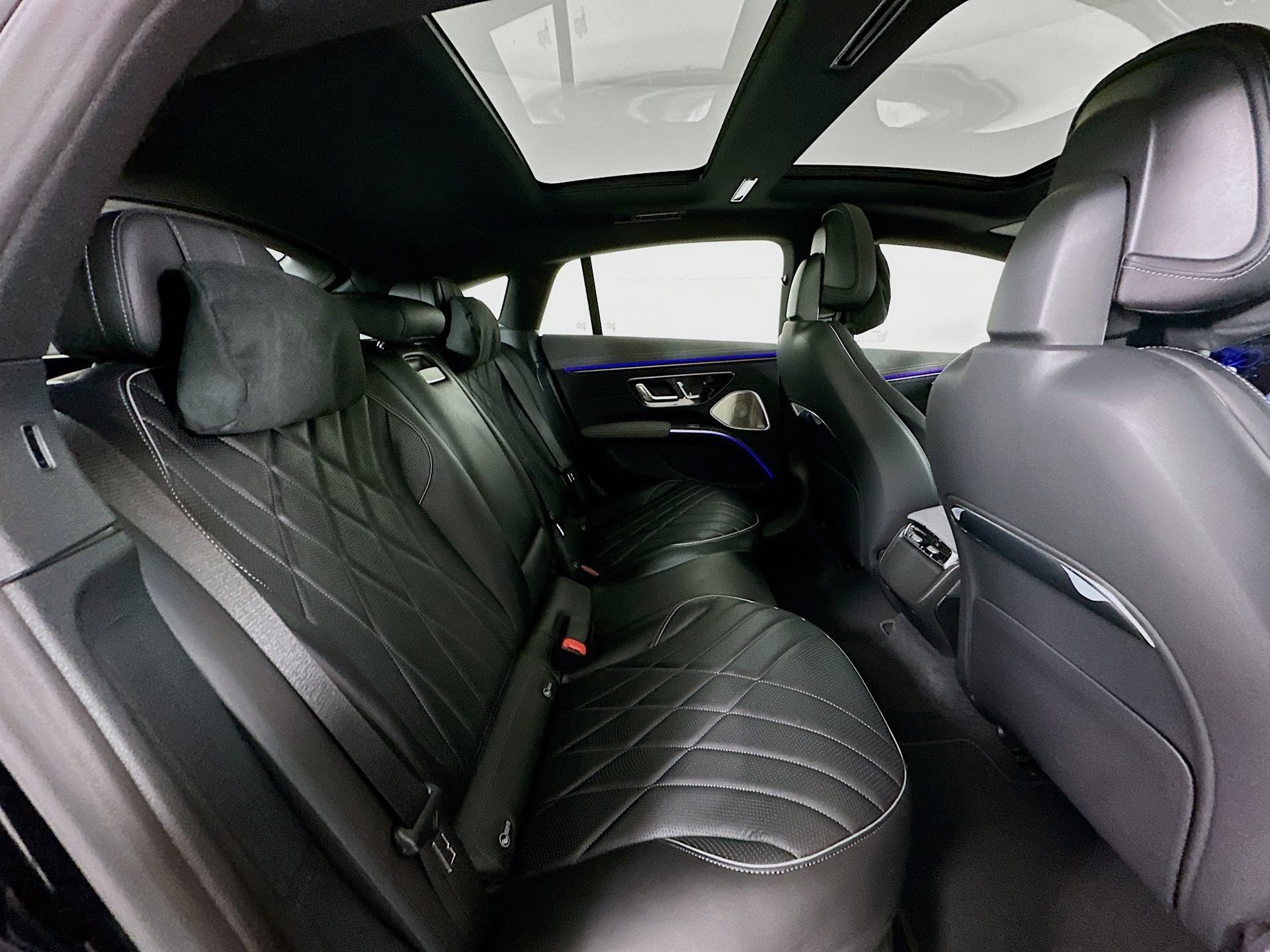 New 2026 Mercedes-Benz EQS 580 4MATIC Sedan image 30