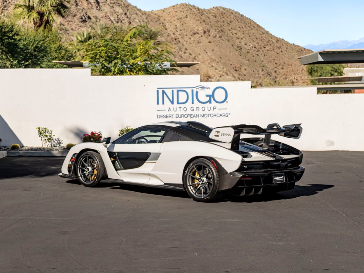 Used 2019 McLaren Senna RWD image 9