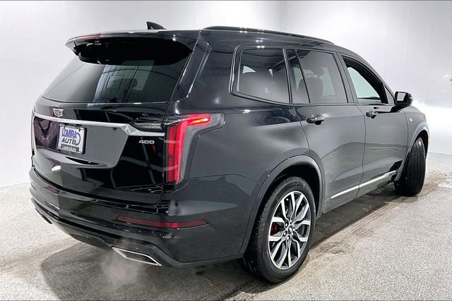 Used 2023 Cadillac XT6 Sport w/ Technology Package image 5