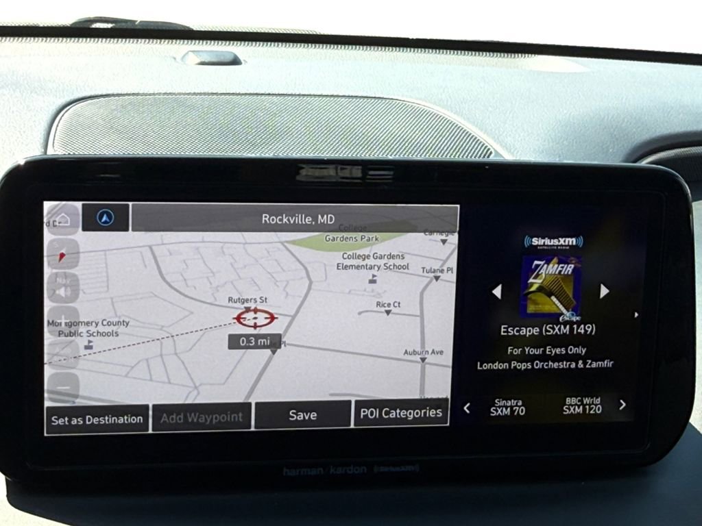Used 2022 Hyundai Santa Fe Limited AWD/4WD image 15