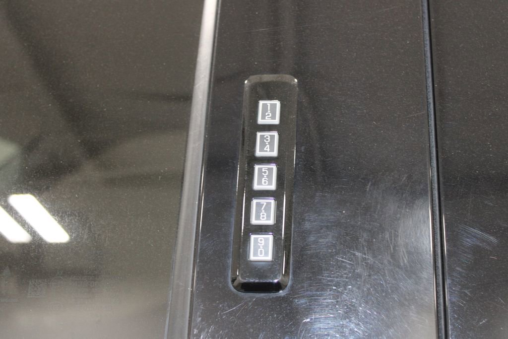 Used 2024 Ford F250 Lariat image 19