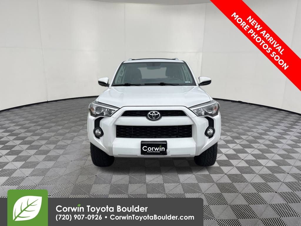 Used 2017 Toyota 4Runner SR5 AWD/4WD image 2
