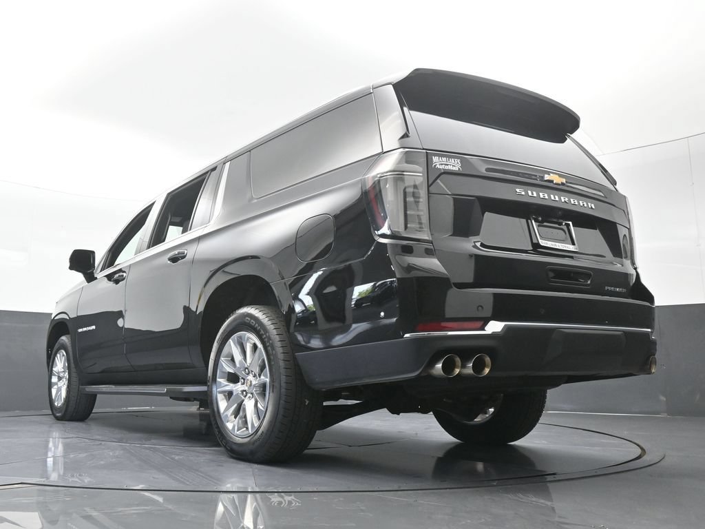 Used 2026 Chevrolet Suburban Premier AWD/4WD image 67
