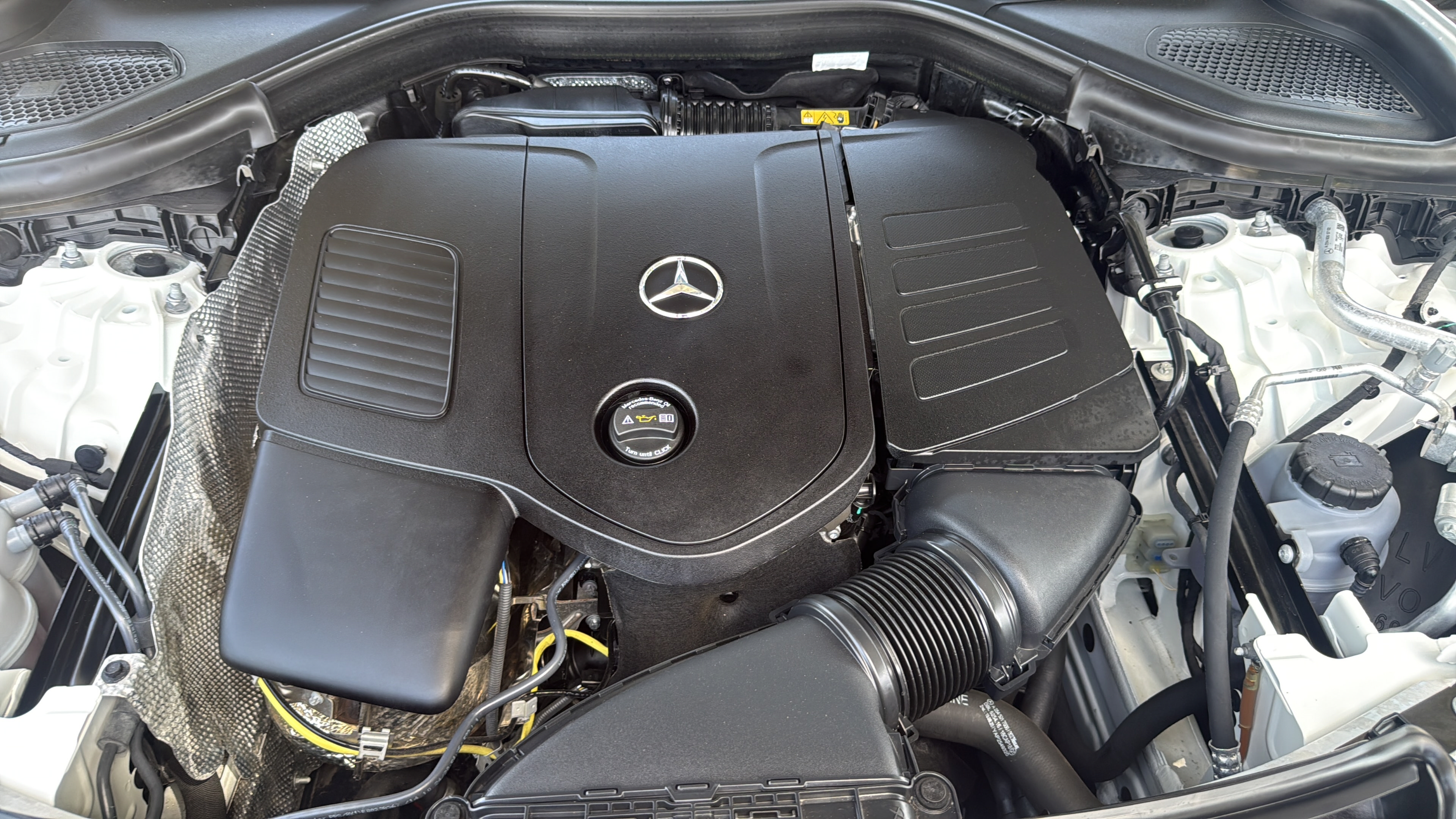 Certified 2025 Mercedes-Benz GLC 300 4MATIC image 28