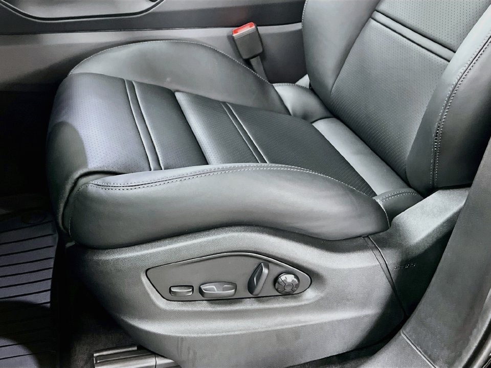 New 2026 Porsche Cayenne S AWD/4WD image 22