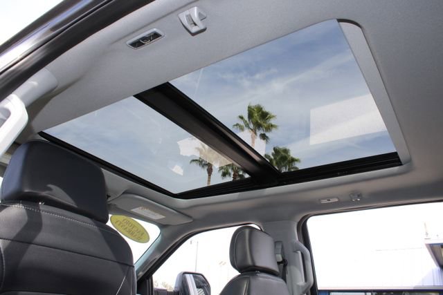 Used 2024 Ford F250 Lariat w/ Black Appearance Package image 24