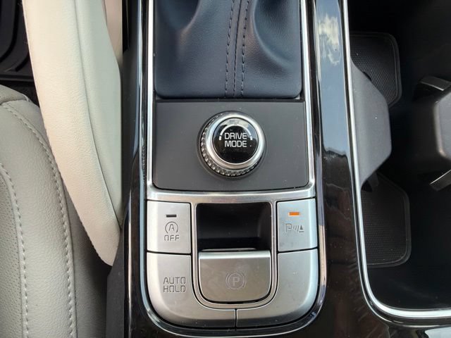 Used 2025 Kia Telluride EX w/ EX Captain's Chair Package FWD image 27