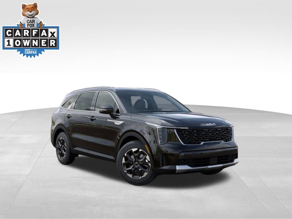 Used 2025 Kia Sorento S image 8