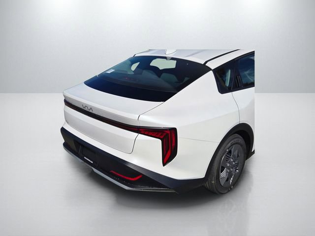 New 2026 Kia K4 FWD image 7