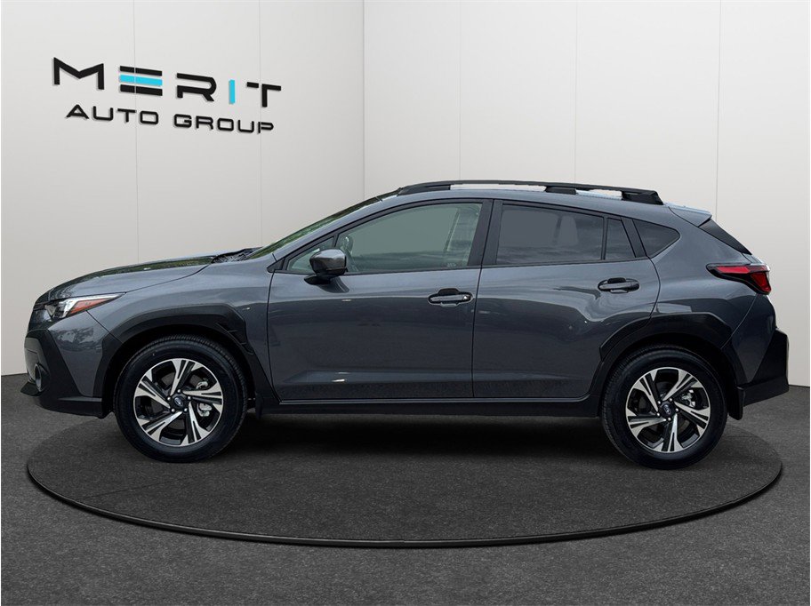 Used 2024 Subaru Crosstrek 2.0i Premium AWD/4WD image 5