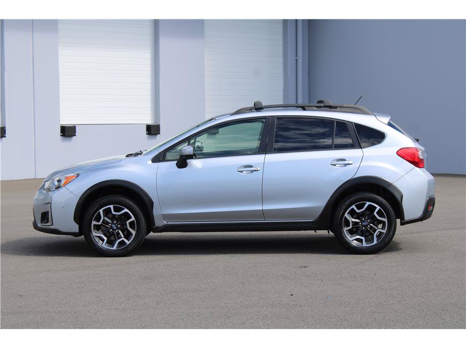 Used 2016 Subaru Crosstrek 2.0i Premium AWD/4WD image 2