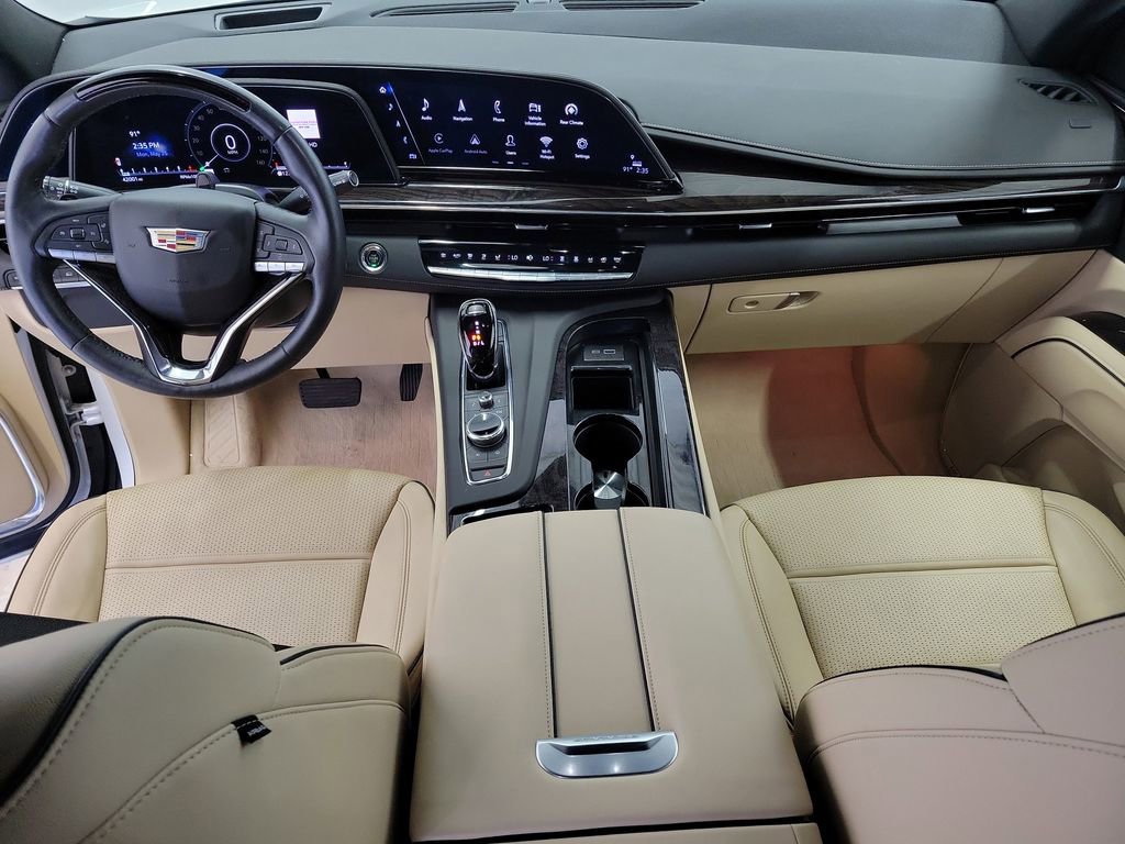 Used 2023 Cadillac Escalade Premium Luxury w/ LPO, Floor Liner Package AWD/4WD image 17