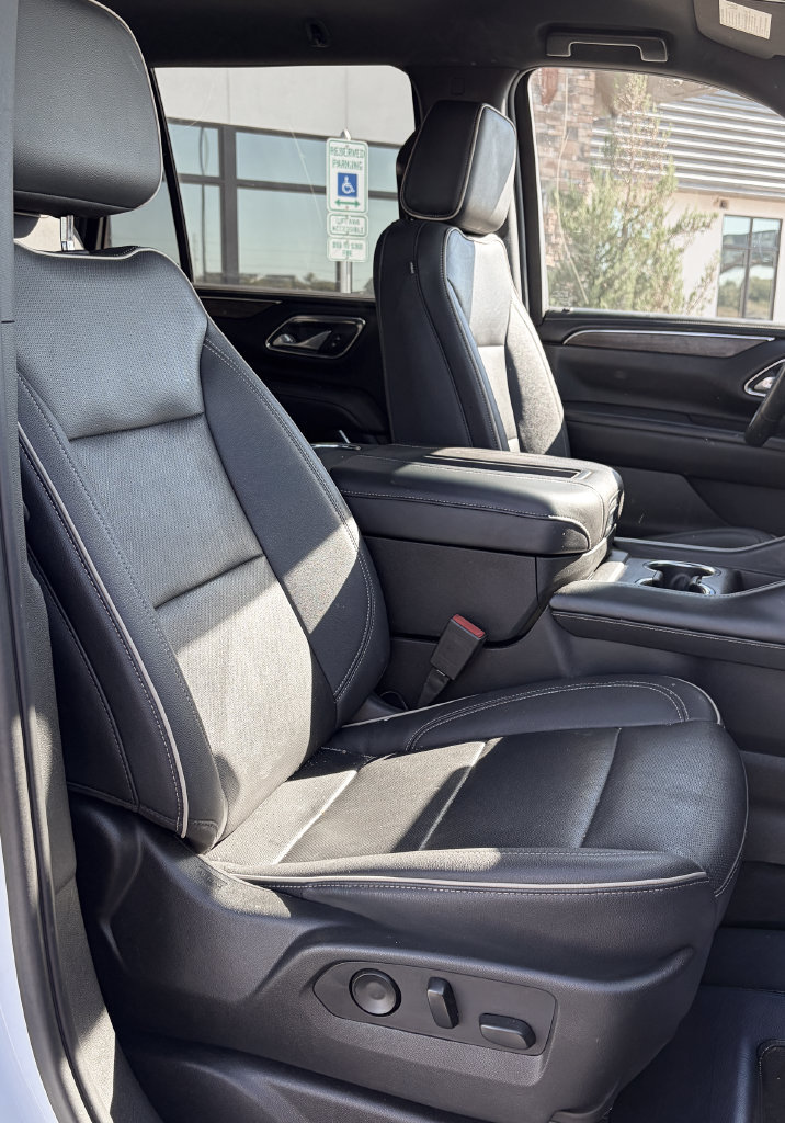 Used 2023 Chevrolet Tahoe Premier AWD/4WD image 26
