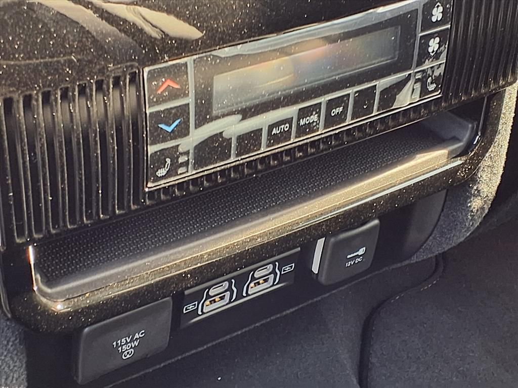 New 2025 Jeep Wagoneer 4WD w/ Convenience Group I image 22