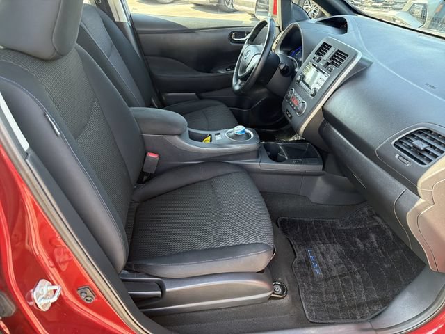 Used 2013 Nissan Leaf S FWD image 15