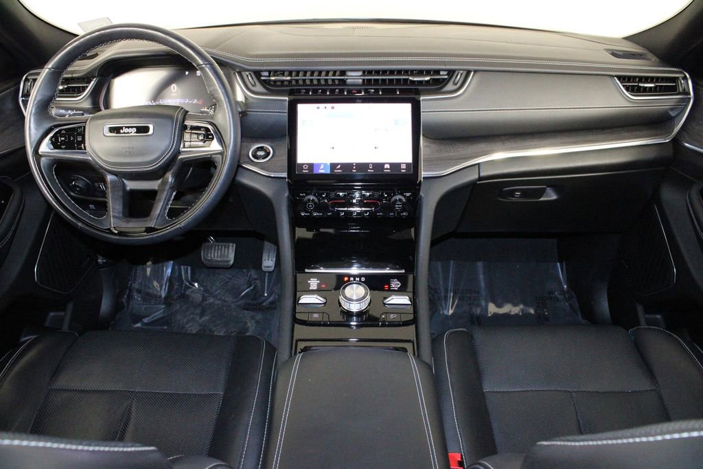 Used 2023 Jeep Grand Cherokee L Overland w/ Advanced Protech Group III image 34