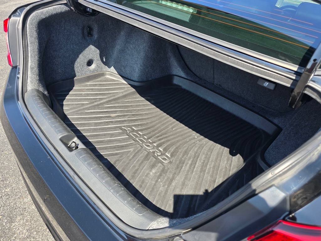 Used 2020 Honda Accord EX-L image 18